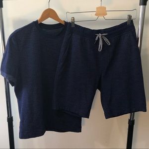 Lululemon. City sweat short sleeve shirt. Small. Blue/Gray